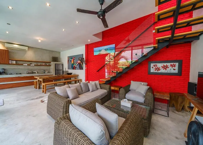 The Jungalow - 2Br Berawa Villa Near Beach, Cafe Del Mar & Padel Villa *