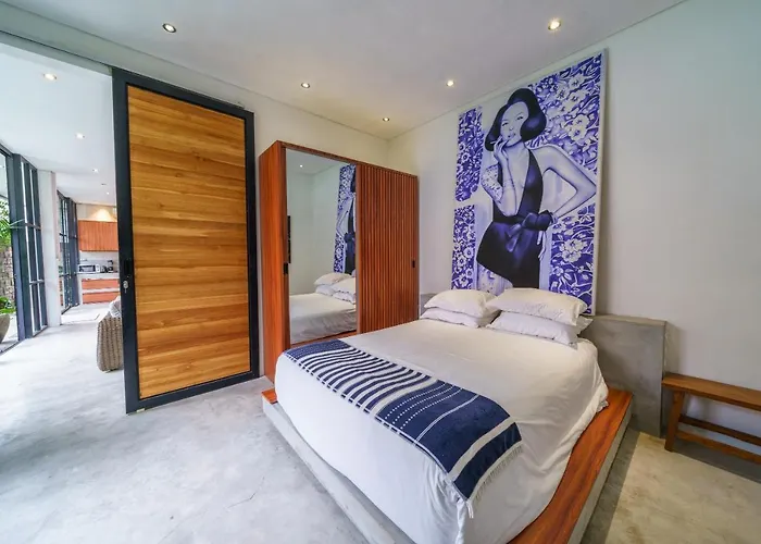 Villa The Jungalow - 2Br Berawa Villa Near Beach, Cafe Del Mar & Padel