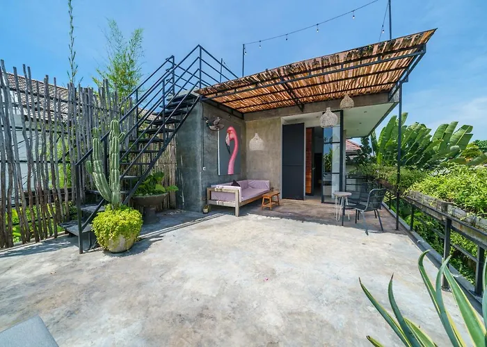 Villa The Jungalow - 2Br Berawa Villa Near Beach, Cafe Del Mar & Padel Canggu