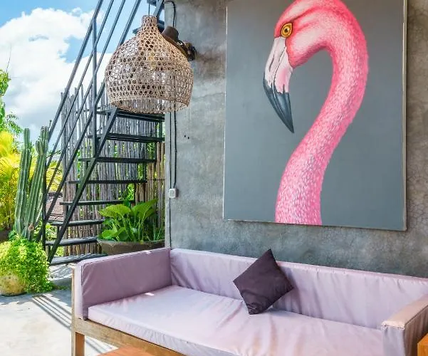 Villa The Jungalow - 2Br Berawa Villa Near Beach, Cafe Del Mar & Padel Canggu