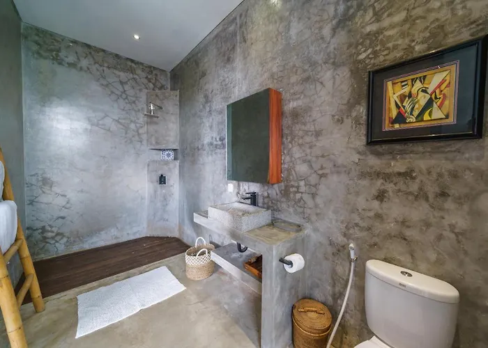 Villa The Jungalow - 2Br Berawa Villa Near Beach, Cafe Del Mar & Padel *